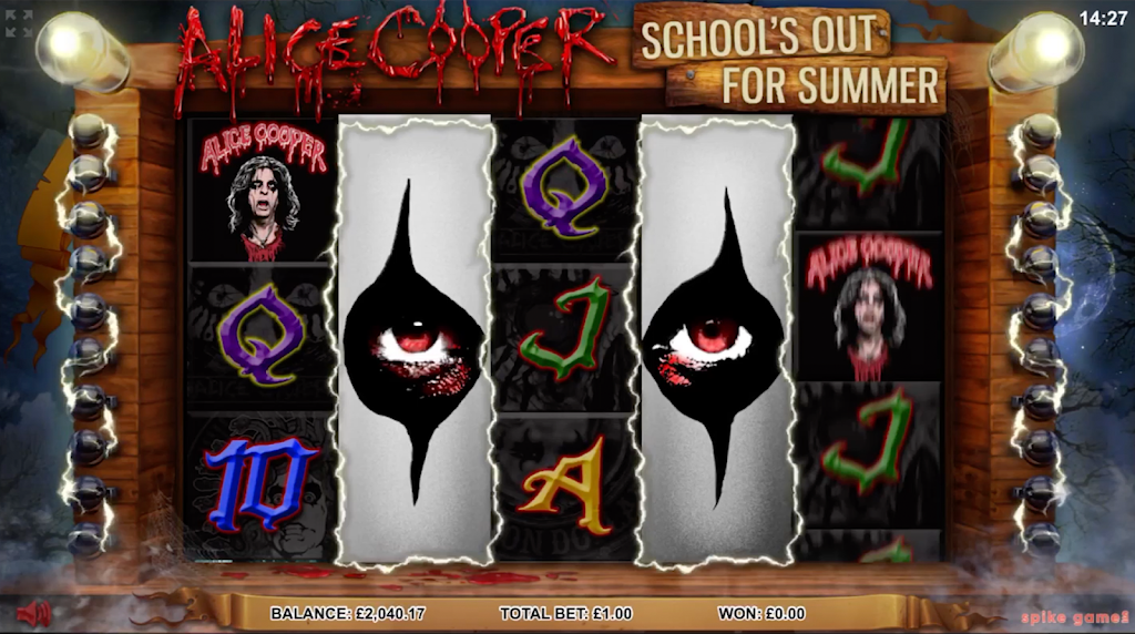 Alice Cooper.  Casino Slot Game. Screenshot 1