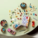 Dining area section and minifigures