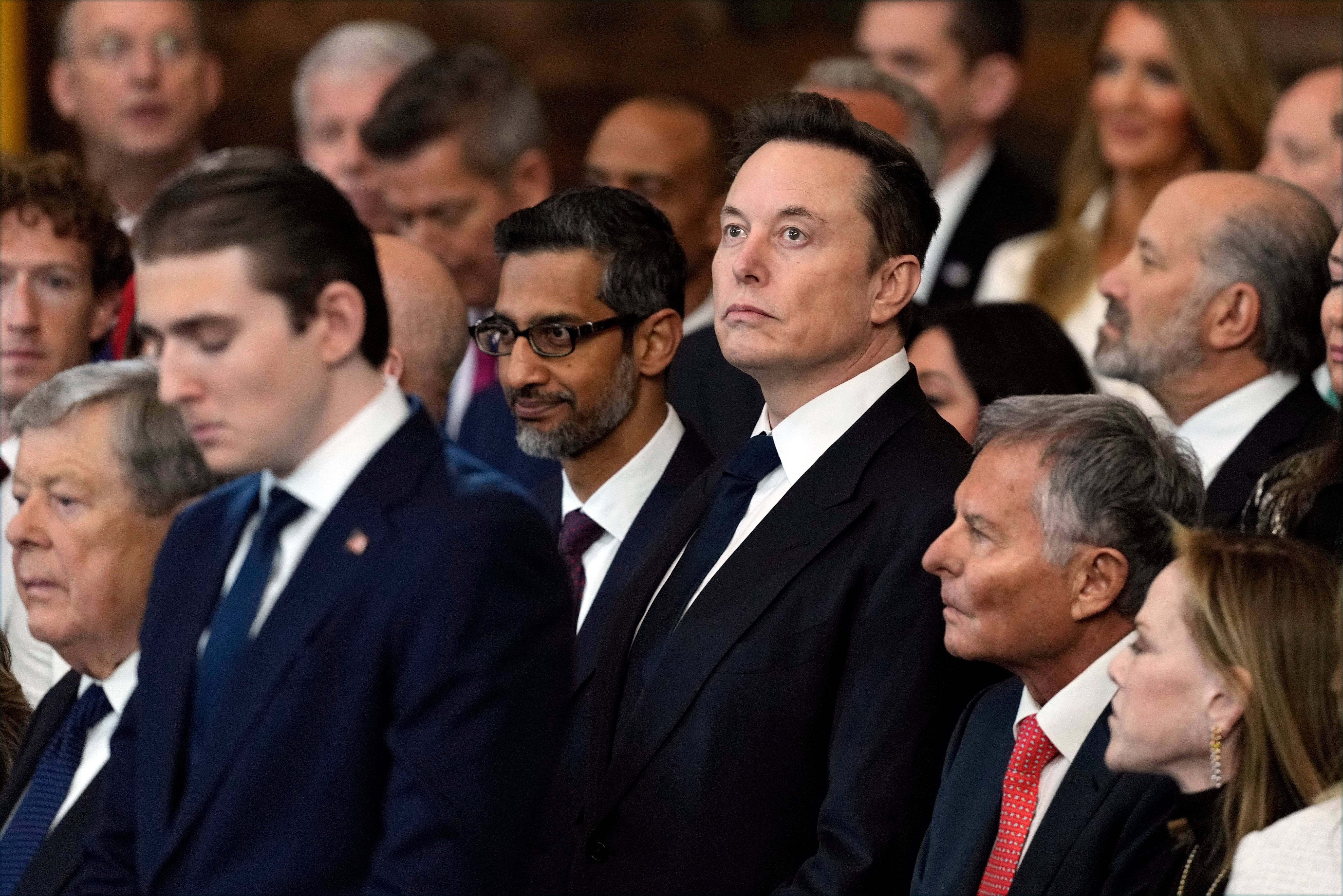 Ang Diablo 4 at Landas ng Exile 2 Devs ay hindi sasabihin kung ipagbawal ba nila ang Elon Musk para sa pagpapalakas ng account